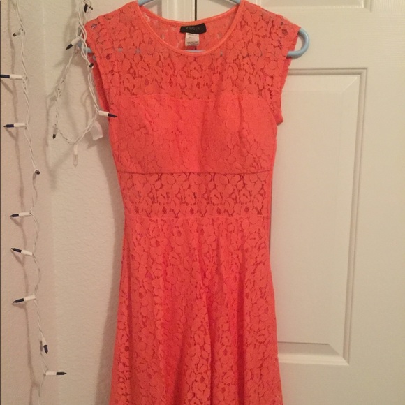Super cute coral dress - Picture 1 of 3